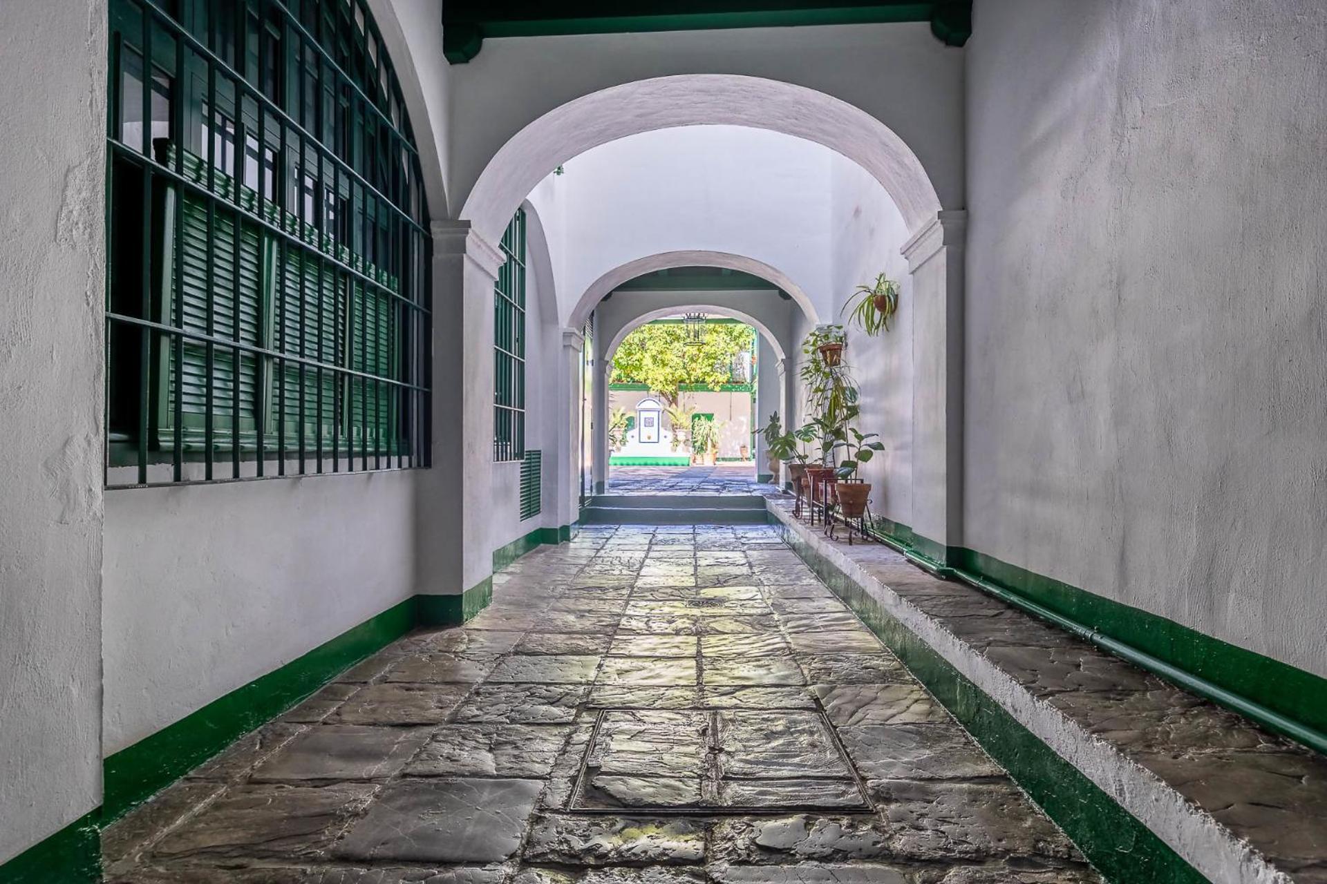 Comfy Away - Estudio En Patio De Vecinos En Las Setas Севілья Екстер'єр фото
